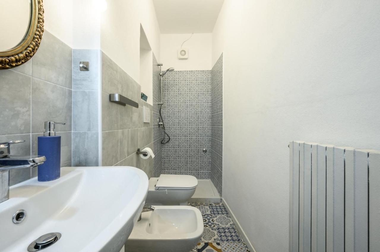 Le Finestre Sul Borgo 2 Apartment Parma Bagian luar foto